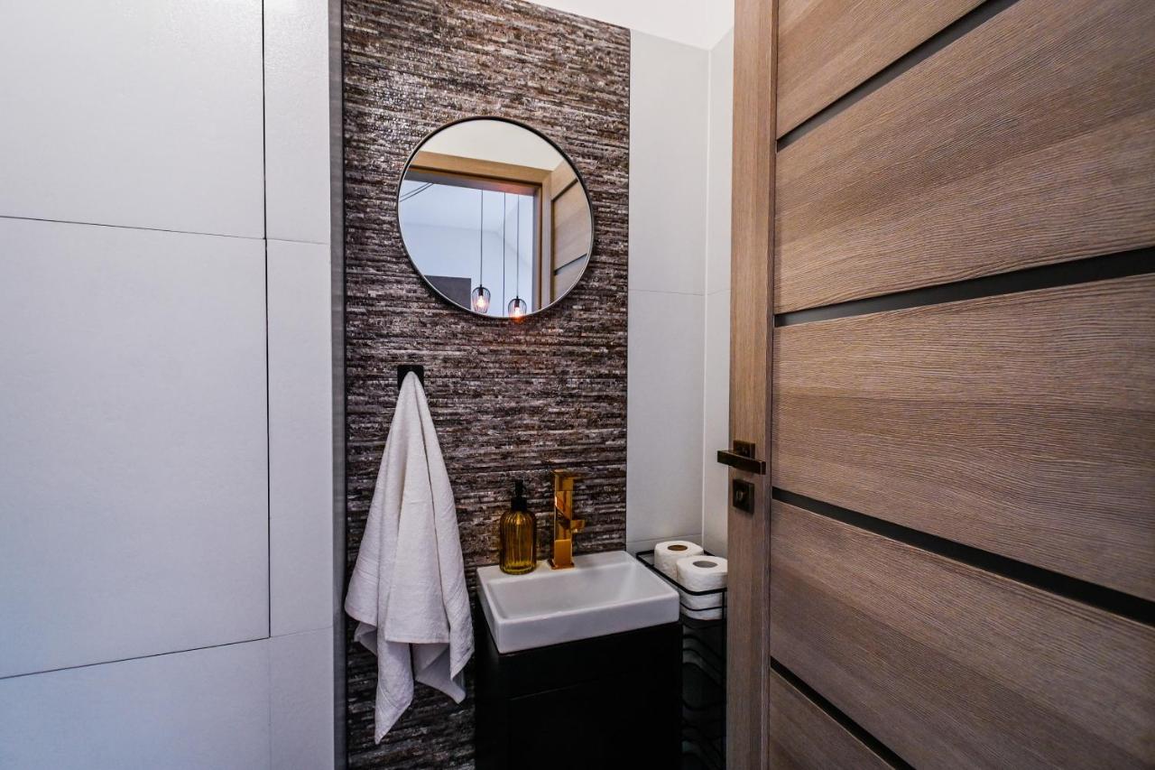 Luxury Apartment In The City Center 布拉迪斯拉发 外观 照片